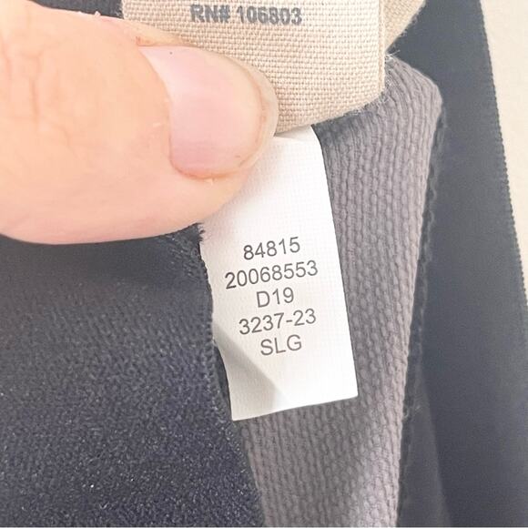 Duluth Company Flat Front Ankle Pants Women’s size 18 Short gray - Picture 9 of 9